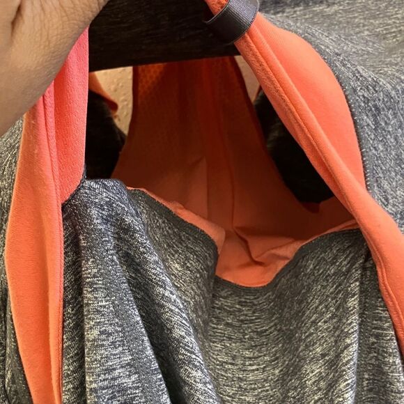 lululemon athletica Gray and pink Define Jacket size 10 - Picture 8 of 8